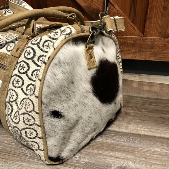 Myra duffel bag travel Leather Fur canvas NWT - Picture 7 of 7